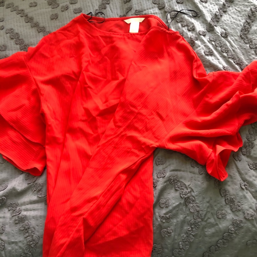 H&M Ruffle Top - Picture 4 of 5